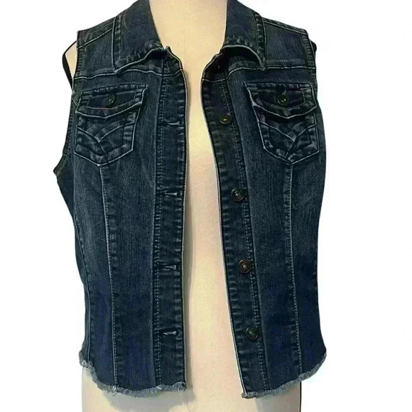 Maurices Blue Denim Vest Women’s size medium - Picture 2 of 7